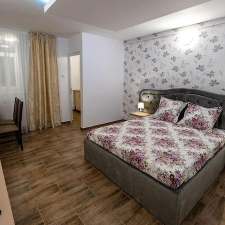 Luxury Radox Apartment Park 1 Bz Buzău Zewnętrze zdjęcie